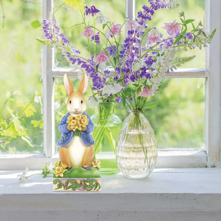 Peter Rabbit with Daffodils Figurine Beatrix Potter by Jim Shore - Jim Shore Designs UK