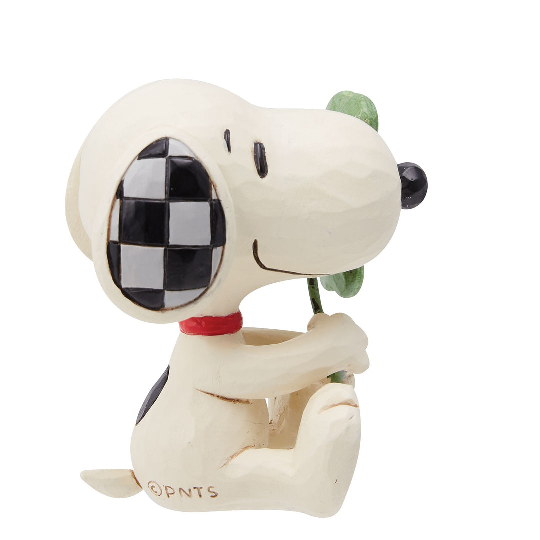 Snoopy with Clover Mini Figurine - Peanuts by Jim Shore