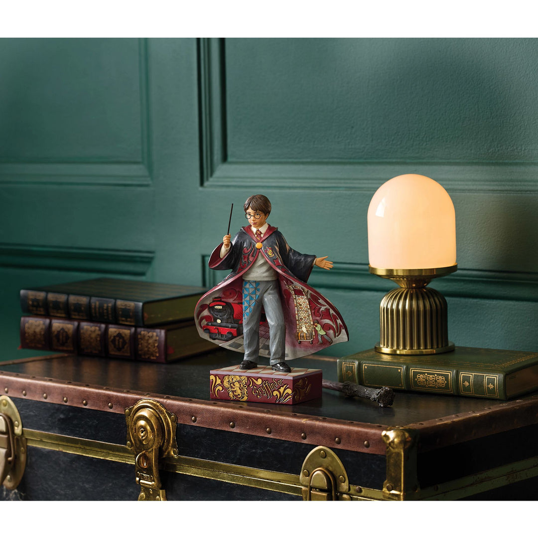 Harry Potter Magical Moment (Harry Potter Robe Scene Figurine)