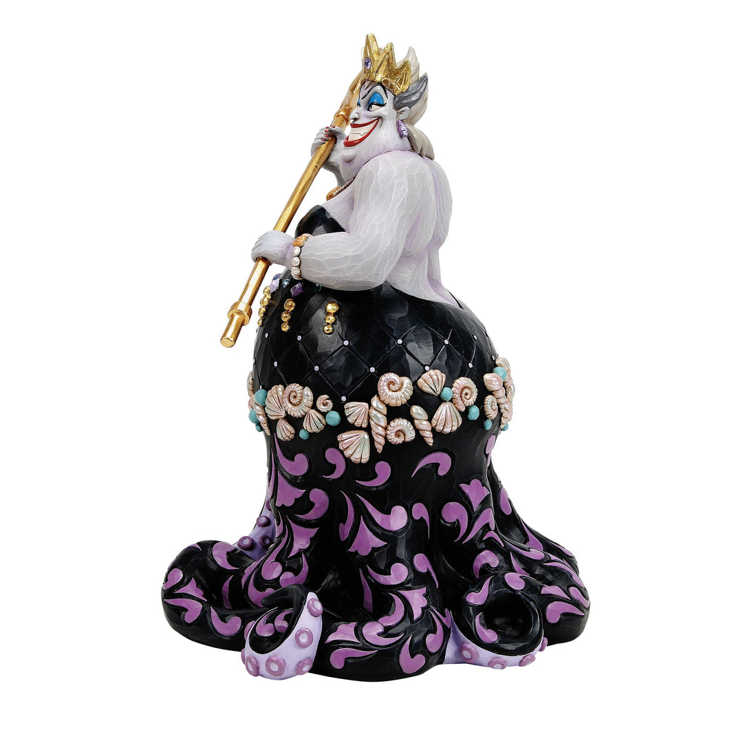 Queen of the Seven Seas (Ursula Deluxe Figurine)