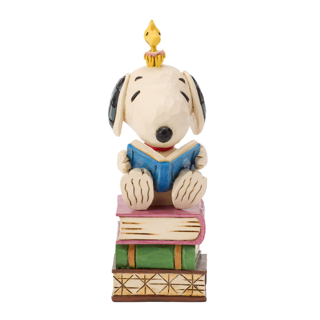 Snoopy Stacked Books Figurine - "My Week is Fully Booked|"